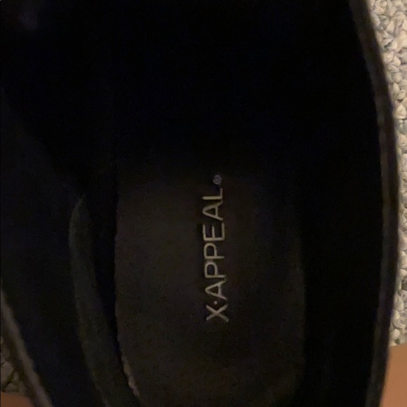 Heels - Picture 3 of 3